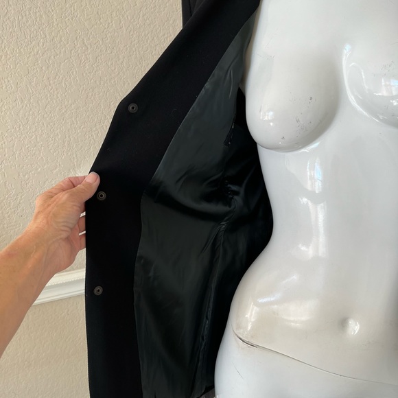 VINTAGE! 90’s JEAN PAUL GAULTIER FEMME Black Fitted Blazer w/ Leather Sleeves - Picture 5 of 11